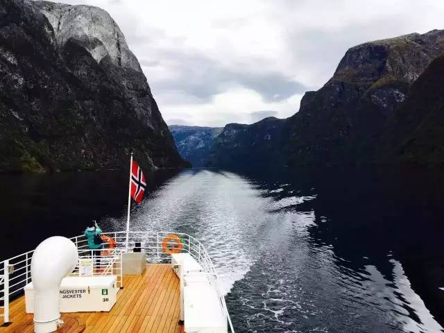 35.webp.jpg 好色先生视频