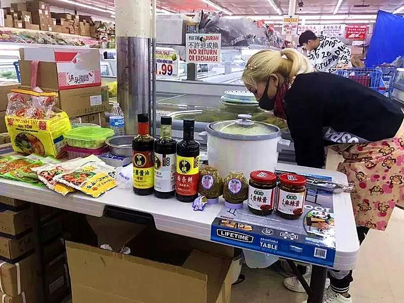 54.jpg 好色先生视频