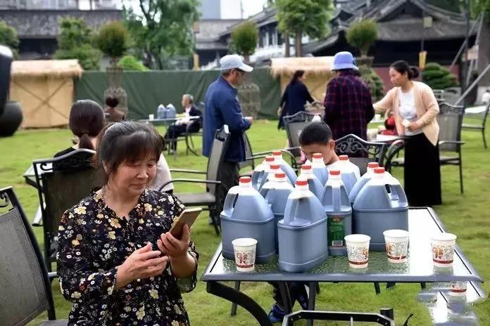 15.jpg 好色先生视频