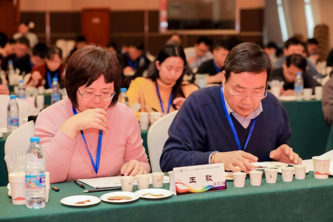 2.jpg 好色先生视频