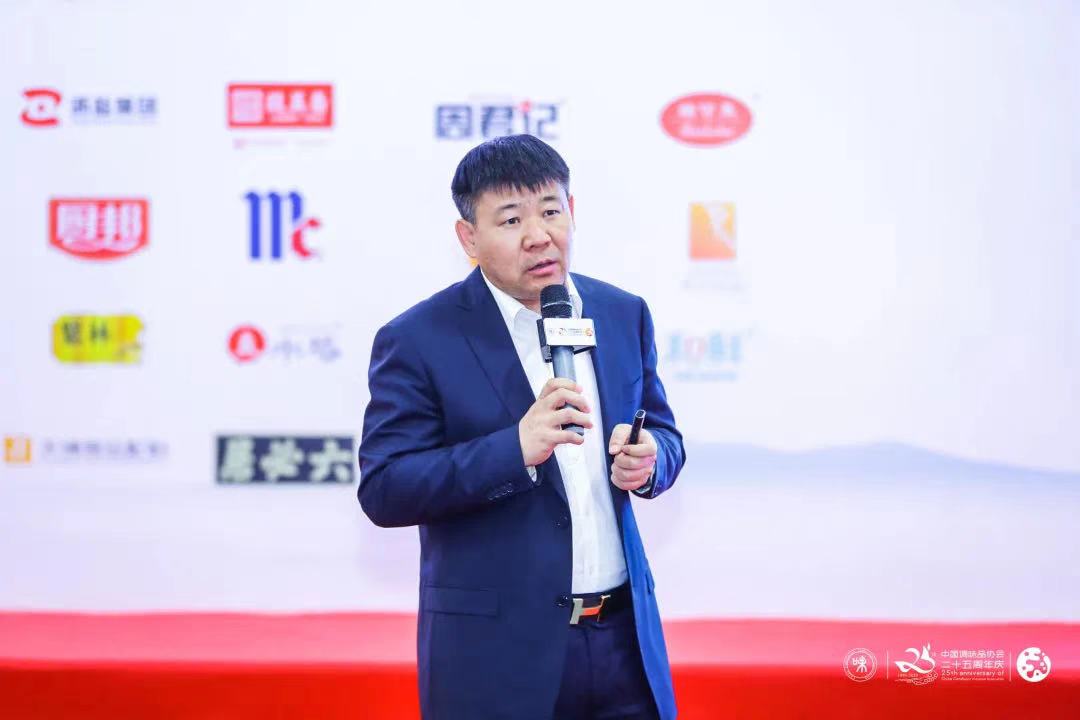 222.jpg 好色先生视频