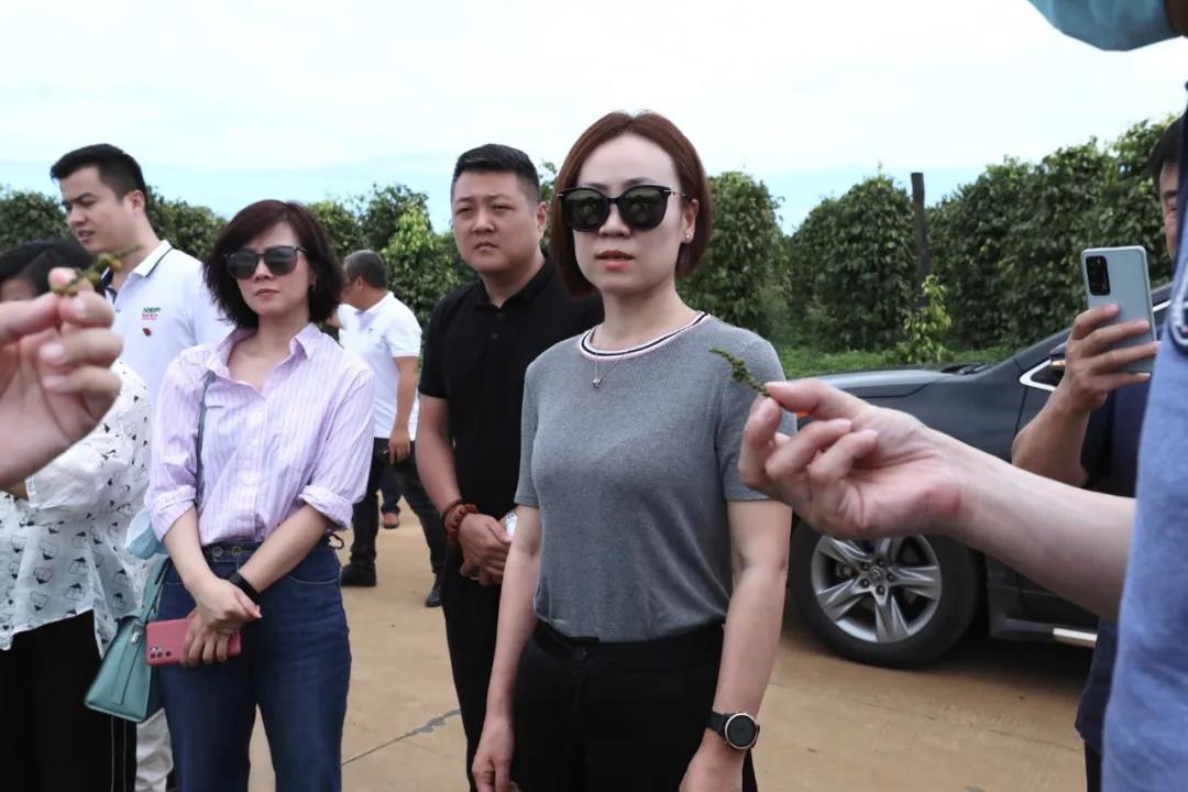 1.jpg 好色先生视频