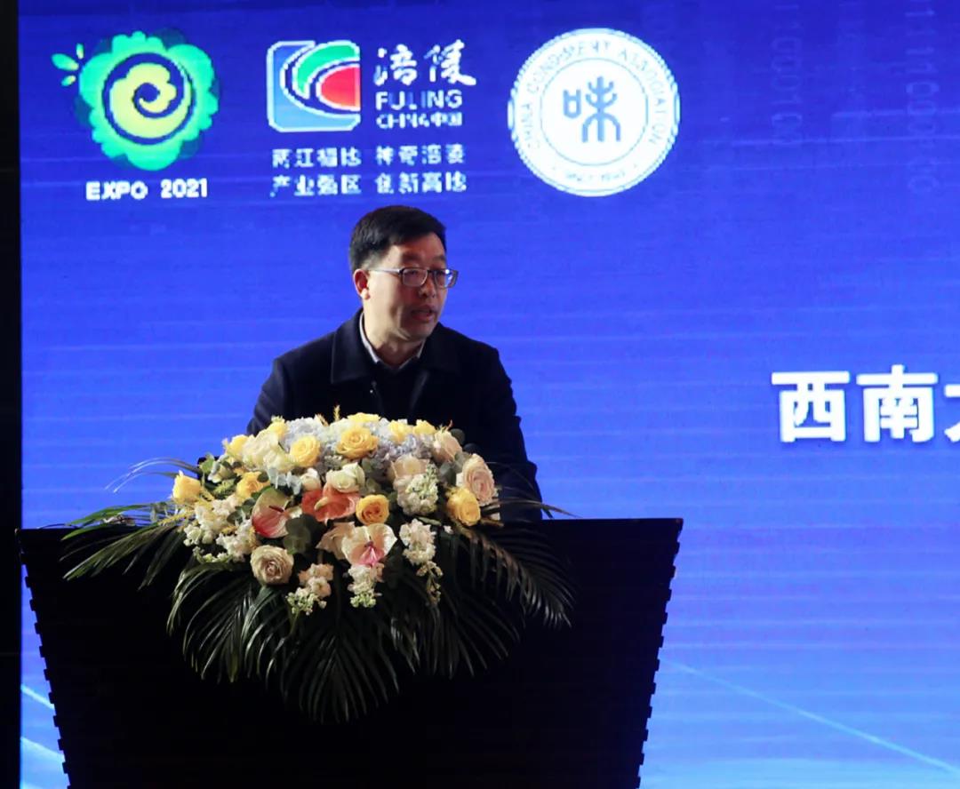 4.jpg 好色先生视频